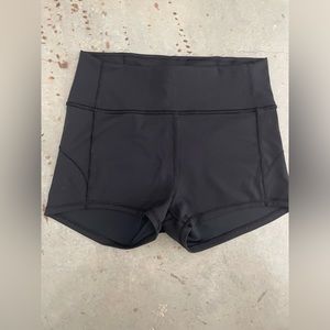 Lululemon short shorts
